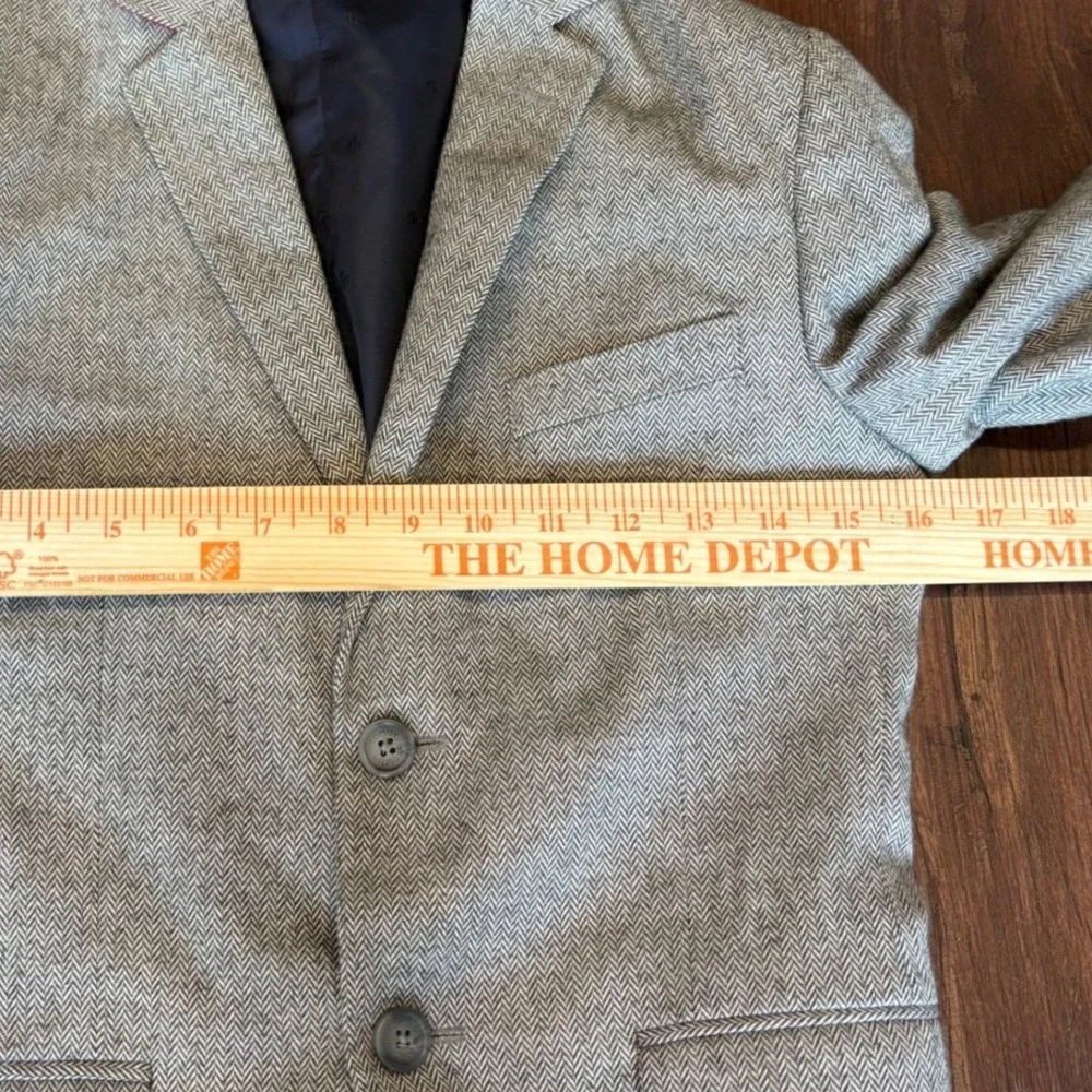 Tommy Hilfiger Boys Gray Herringbone Tweed Blazer Jacket Sport Coat Size 8 10 M